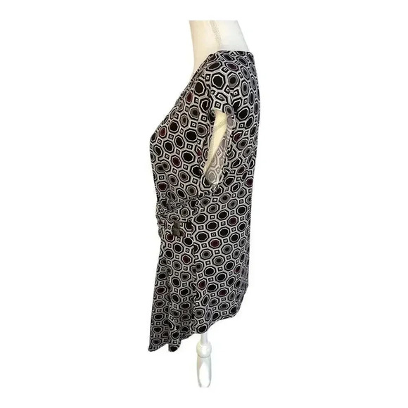 FYLO London Women’s Size Medium Geometric Print Asymmetrical Blouse - Picture 2 of 5